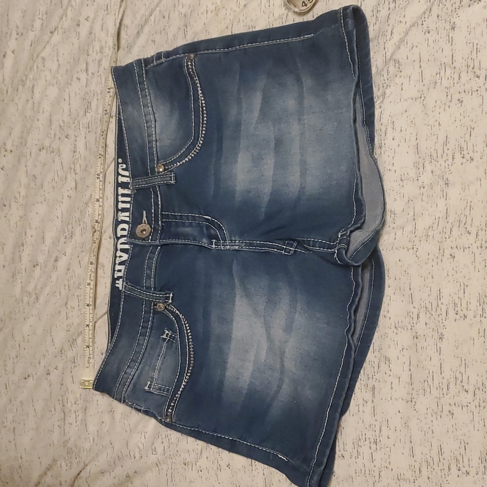 ✨️3/$10 Hydraulic shorts size 11/12